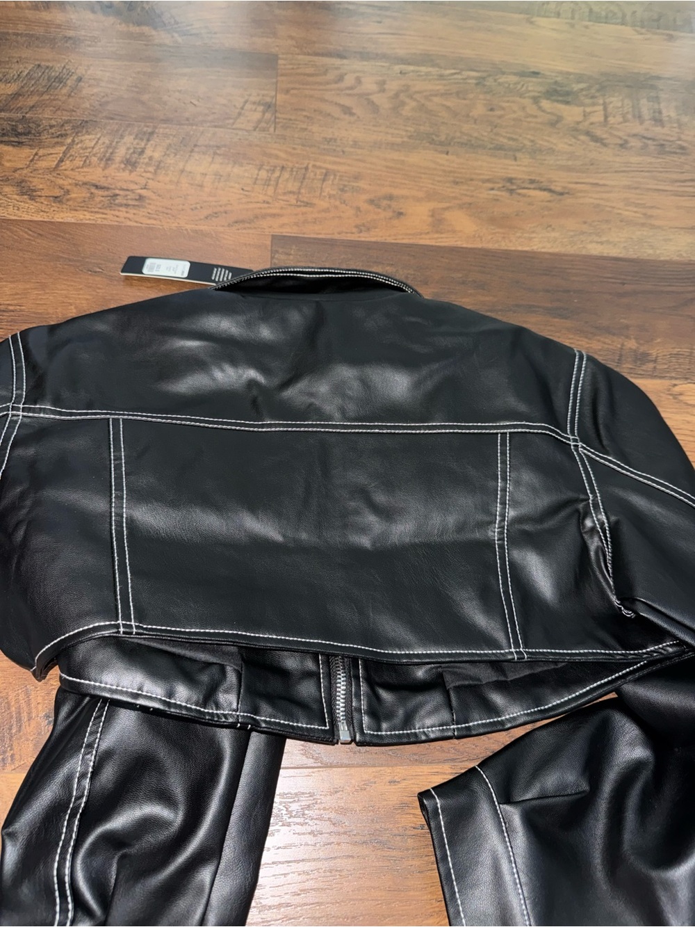 Fashion Nova Elora Cropped Jacket - Picture 4 of 4